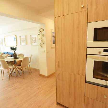 Paradise Luxurious Flat, Free Parking, 3 Double Rooms, Terrace, Jacuzzi, Fully Renovated San Sebastián Kültér fotó