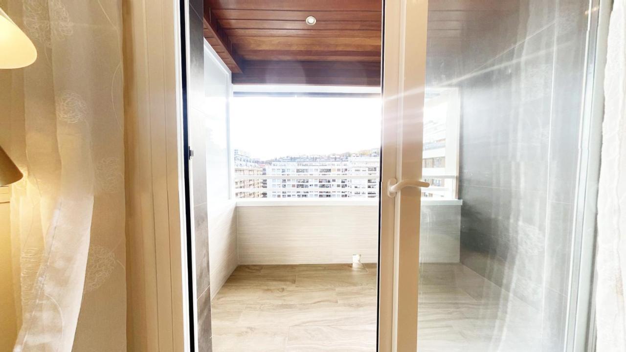 Paradise Luxurious Flat, Free Parking, 3 Double Rooms, Terrace, Jacuzzi, Fully Renovated San Sebastián Kültér fotó