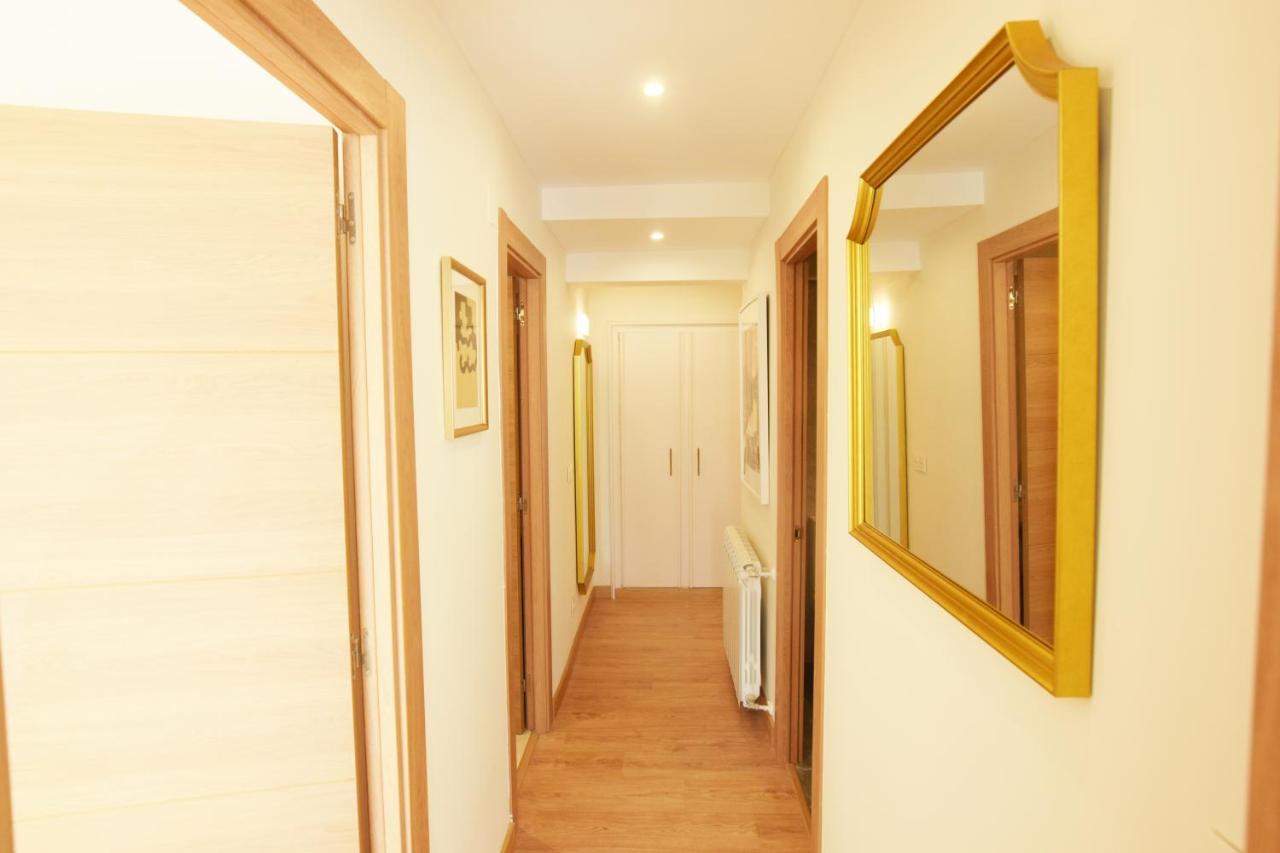Paradise Luxurious Flat, Free Parking, 3 Double Rooms, Terrace, Jacuzzi, Fully Renovated San Sebastián Kültér fotó