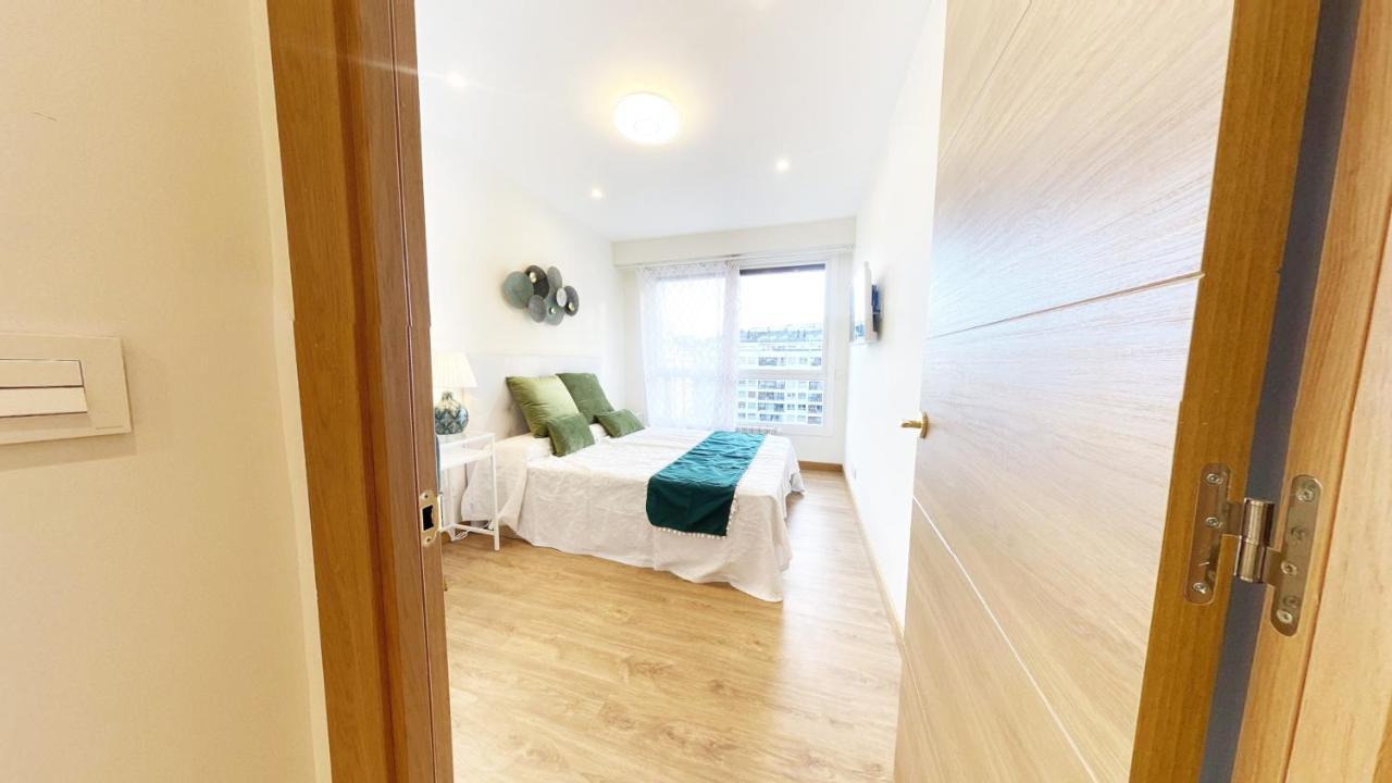 Paradise Luxurious Flat, Free Parking, 3 Double Rooms, Terrace, Jacuzzi, Fully Renovated San Sebastián Kültér fotó